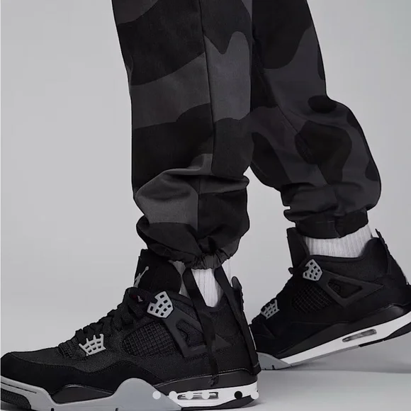 Jordan Essential Chicago Dark Camouflage Cargo Pants - Picture 7 of 7